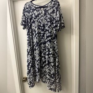 Roz & Ali Navy and Cream Lace Dress